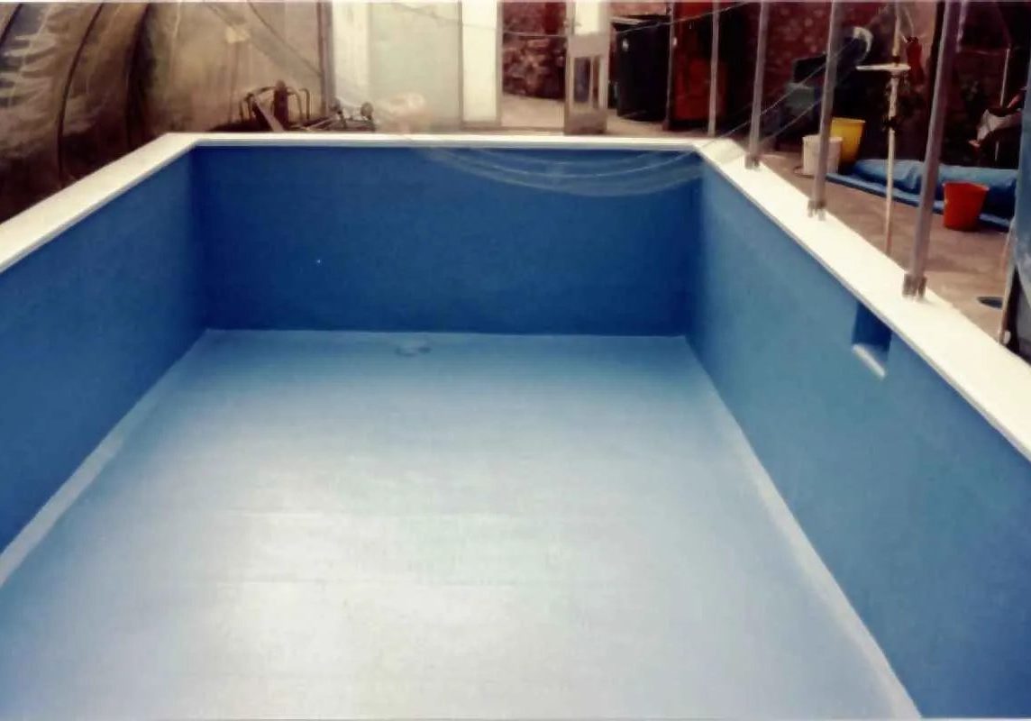 swimming pool tub